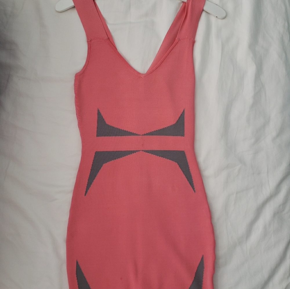 Dress - Picture 3 of 4